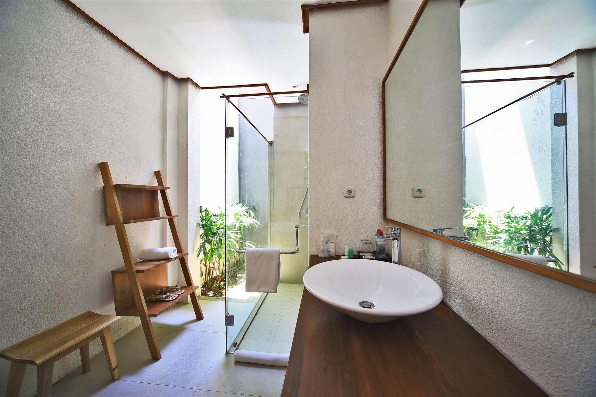 Adma Umalas Seminyak Buitenkant foto